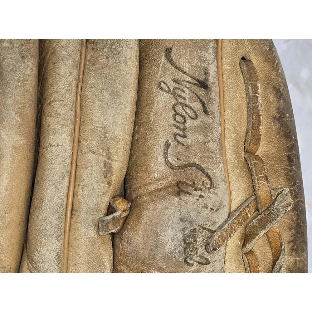 🏈‎ Vintage Ted Williams Sears 33ND Catchers Mitt GUC Korea Baseball Glove